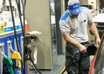 Cuánto debieran valer los combustibles para no estar retrasados respecto a la inflación