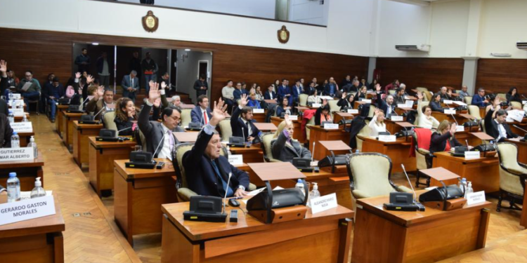 La Convención Constituyente realiza su Primera Sesión Ordinaria