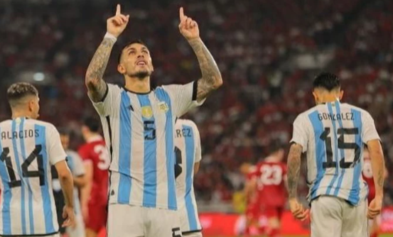 La Selección le ganó a Indonesia 2 a 0 en el último amistoso de su gira por Asia