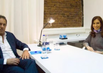 Tras el tenso cierre de listas, Cristina Kirchner y Daniel Scioli se reunieron en el Senado