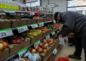 La inflación volvió a desacelerar en junio, fue del 6% y acumuló 115,6% en los últimos doce meses
