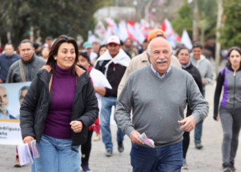 Gran caminata del Frente Cambia Jujuy por barrios capitalinos