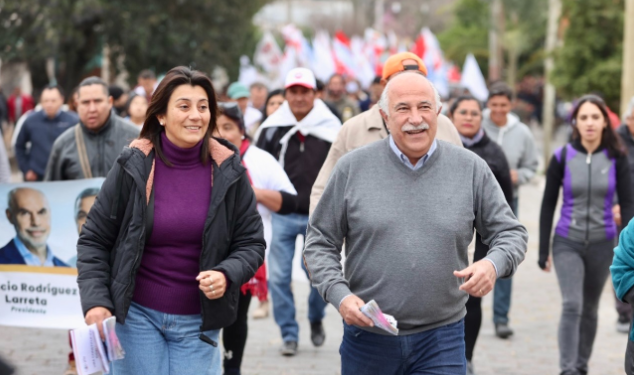 Gran caminata del Frente Cambia Jujuy por barrios capitalinos