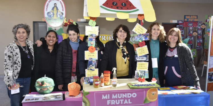 Presentaron innovadores proyectos estudiantiles en la «Feria de Educación, Arte, Ciencia y Tecnología»