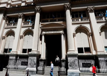 El FMI prometió desembolsos para la Argentina por USD 10.750 millones en los próximos dos meses