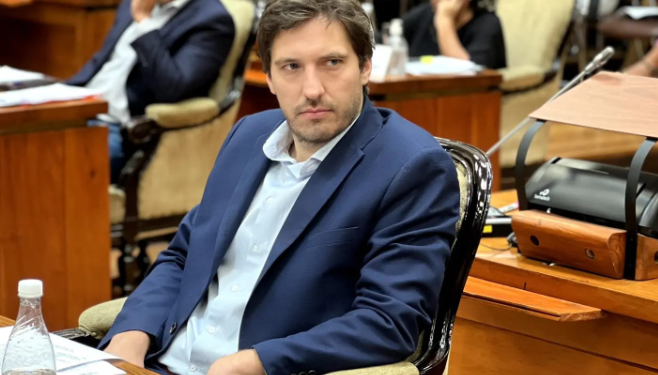 Morone: “La educación pública, gratuita y obligatoria debe ser repensada, no dinamitada”