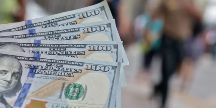 Por qué el dólar libre subió más de 30 pesos en dos días y se acercó a su precio récord