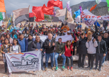 Candidatos del Frente Cambia Jujuy defendieron la escuela pública en encuentro con jóvenes
