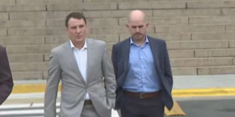 La Justicia avanza en la causa por espionaje: Conu Rodríguez se presentó en Comodoro Py y entregó su teléfono