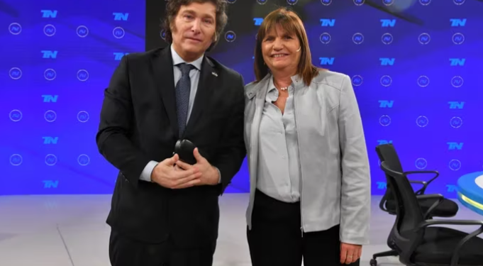 Macri y Bullrich opacaron a Milei en la campaña y en La Libertad Avanza buscan revertir la dinámica para el tramo final