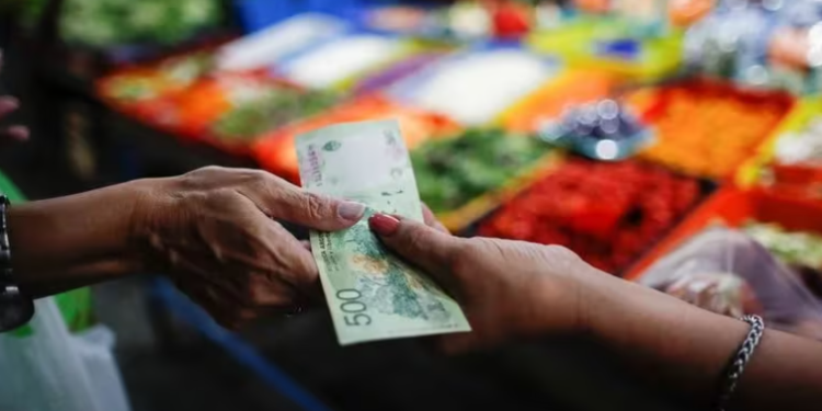 Precios y elecciones: después de la baja de octubre, qué va a pasar este mes con la inflación