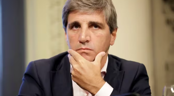 Dólar “razonable” a $650: cuántas reservas podría sumar el BCRA y qué implica una salida gradual del cepo