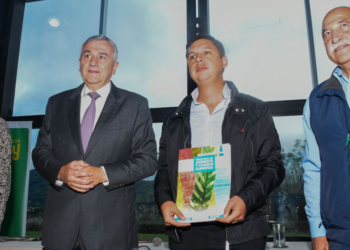 El gobernador entregó fondos a 136 titulares de bosques nativos de Jujuy