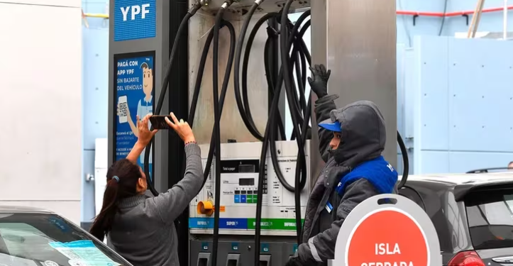 Aumento de los combustibles: después del salto del dólar, Shell confirmó una suba promedio del 37 por ciento