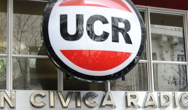 La UCR también le pone freno al DNU