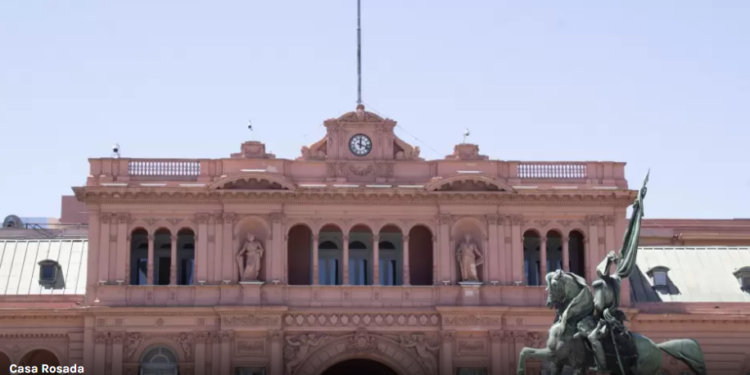 El Gobierno oficializó la prórroga por un año del Presupuesto 2023