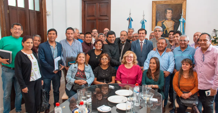 El gobernador Sadir se reunió con sindicatos de toda la provincia