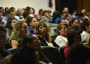 APS se capacita en detección temprana y cuidados para personas en riesgo suicida