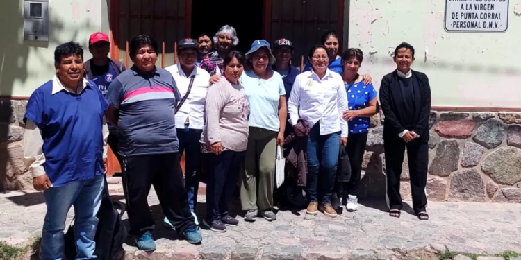 Tren solar: capacitan artesanos y emprendedores turísticos