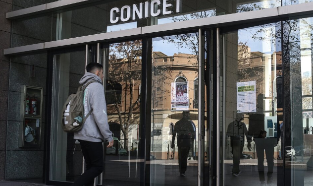 La TV Pública, Radio Nacional y el Conicet, los próximos objetivos a eliminar por parte de Javier Milei