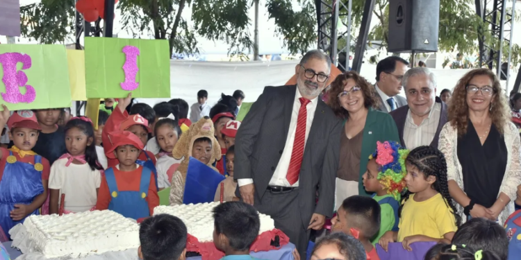 Serrano felicitó a la comunidad educativa de la Escuela Municipal en su 30 Aniversario