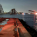 Un barco impactó contra el puente Francis Scott Key que se desplomó en Baltimore: buscan al menos a siete desaparecidos en el agua