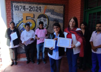 Entregan reconocimientos por el mural de los 50 años de la Escuela 201