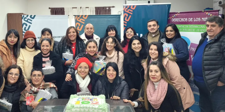 Agasajaron al Personal de la Línea 102, en su día