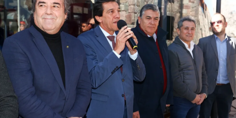 Sadir y funcionarios nacionales vivieron la experiencia del Tren Solar de la Quebrada