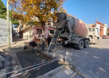 En San Pedro se mantiene la mejora de calles y construcción de cordón cuneta
