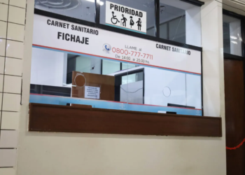 Once hospitales del interior inician con el servicio de Carnet Sanitario