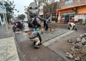 Se mantienen los trabajos de bacheo en el sector céntrico de San Pedro