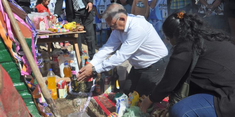 Julio Bravo: “Honramos a nuestra madre tierra”