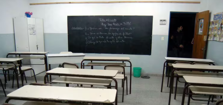 Diputados dio media sanción a la Ley Finocchiaro que obliga a las escuelas a abrir los días de paro