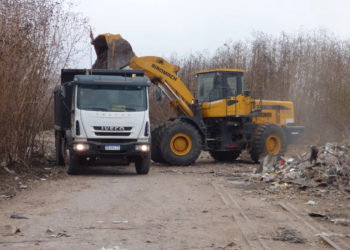 Palpalá: La provincia garantizó la limpieza de un basural en beneficio de la comunidad