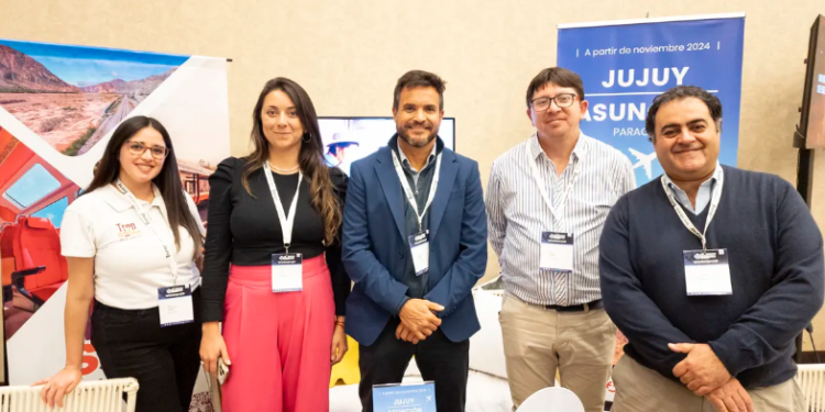 El vuelo Jujuy-Asunción, el tren solar y El Cabildo fueron presentados en el 39° Workshop ATAVYT