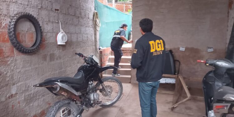 Allanamientos simultáneos en Perico, San Pedro, La Mendieta y Calilegua: detenidos y secuestro de bienes