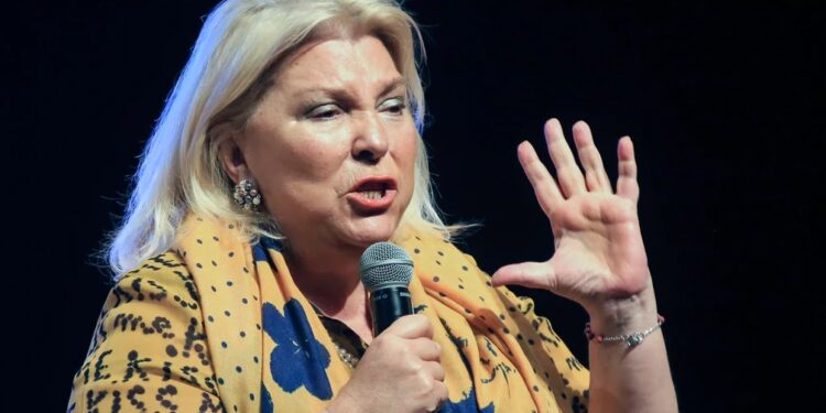 Carrió a Milei: “El discurso formulado en Davos me exige manifestar el más absoluto rechazo y honda preocupación”