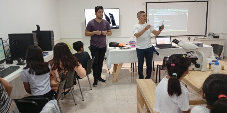 Buenas jornadas de los Talleres Educativos para Niños en el Nodo Científico y Tecnológico