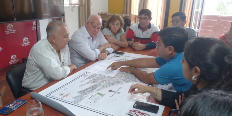 En San Pedro de Jujuy avanza la instalación de cámaras para el Centro de Monitoreo