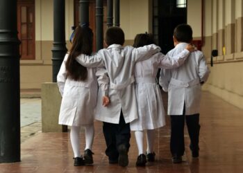 Escuelas de capital y Palpalá retomarán la actividad este martes