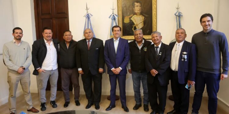 Nuestros Héroes de Malvinas fueron recibidos por el Gobernador Sadir