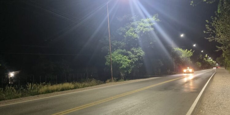 Se cumplió con la primera etapa de iluminación sobre rutas en Monterrico