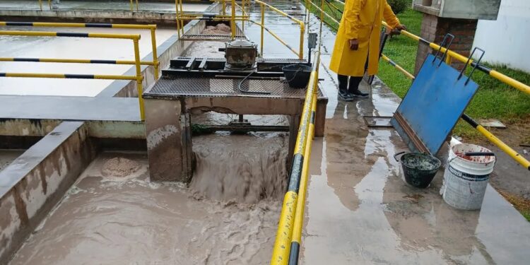 Agua Potable de Jujuy avanza en la normalización del servicio en medio de la emergencia por el temporal