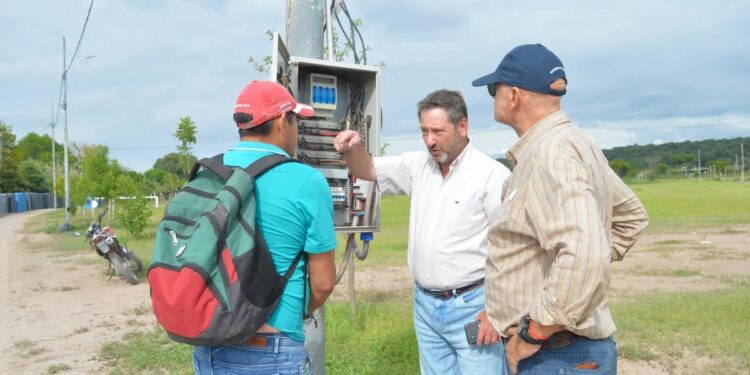 Últimos detalles para dotar de energía solar al Complejo La Mielera