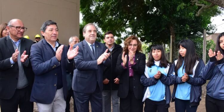 Inauguraron una escuela secundaria rural en el corazón de los valles