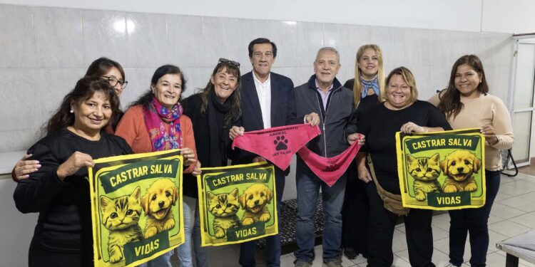 El gobernador Carlos Sadir acompañó jornada de conciencia, derecho y salud animal