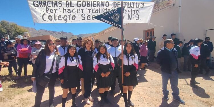 Ciénaga de Paicone celebró su aniversario y la inauguración del Colegio Secundario N°9