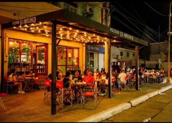 Cambia de dueño la tradicional pizzería “El Obelisco” en San Pedro