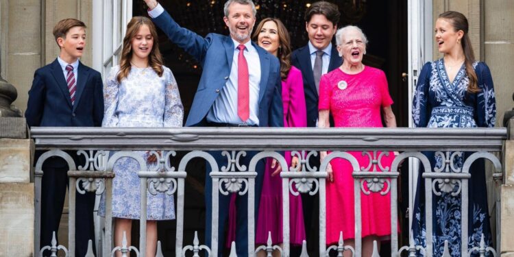 Por qué Dinamarca decidió establecer la edad de jubilación más elevada del mundo y cómo se compara con la de otros países